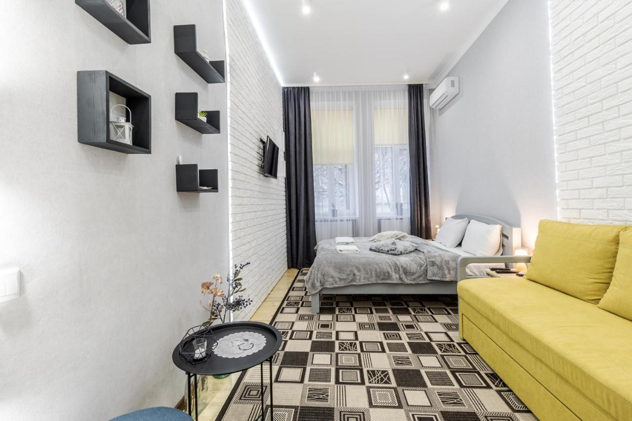 Apartment Chornovola Blue Lviv